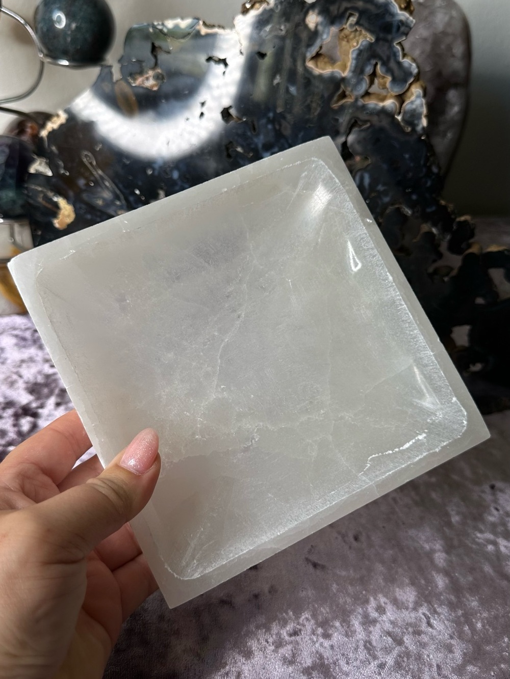 Large Square-Shaped Selenite Bowl SB01